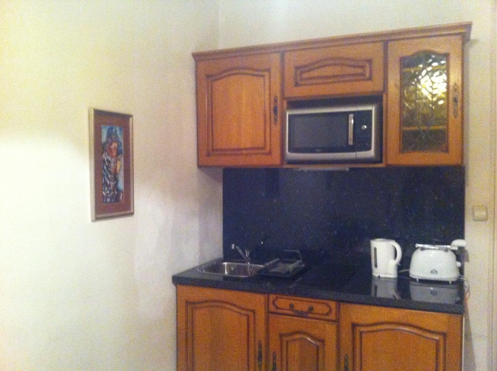 Nice Center Studio Guesthouse Room photo